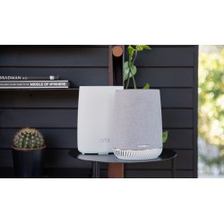 NETGEAR RBK50V wireless router Tri-band (2.4 GHz / 5 GHz / 5 GHz) White