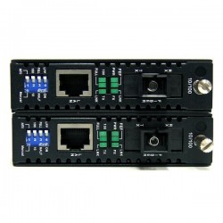 StarTech.com 10/100 Mbps Ethernet Single Mode WDM Fibre Media Converter Kit SC 20km